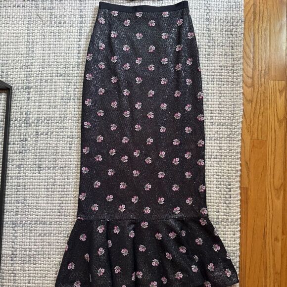 SALONI Black Jemi Top Aidan Embroidered Flower Midi Skirt Set 0 - Picture 3 of 7